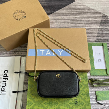 VS MARMONT MINI 18 BAG IN BLACK CALFSKIN