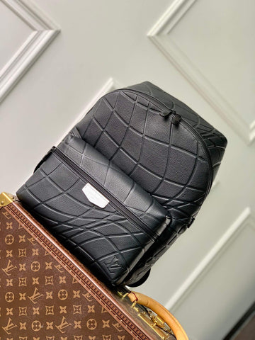M21391 DISCOVERY BACKPACK PM Monogram Eclipse 40cm black