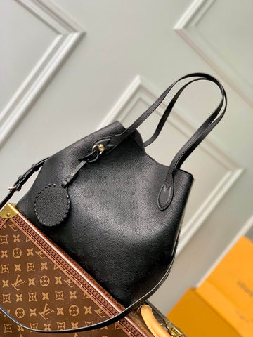 M21850 Blossom MM Handbag 30cm black neverfull