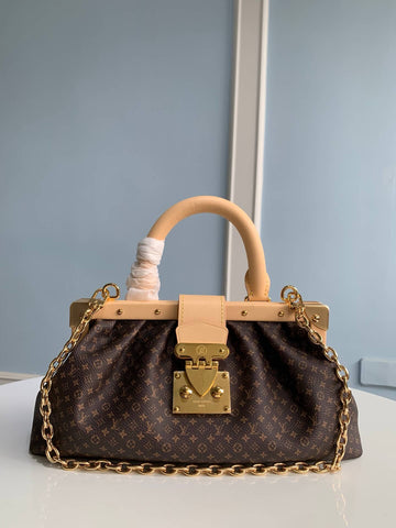 M46544 Monogram Clutch Handbag 28cm Monogram coated canvas