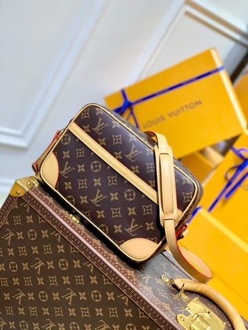M51276 Vintage PM Monogram 23.5cm yellow