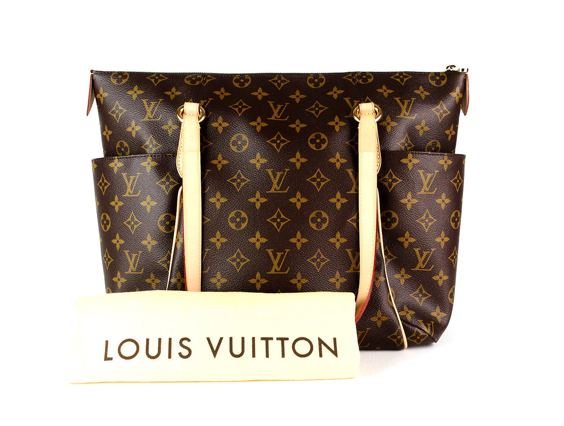 Louis Vuitto Totally MM Monogram Canvas Shoulder Bag