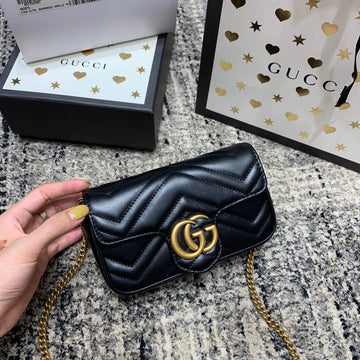 VS Marmont Mini 16.5cm Black Calfskin Gold Hardware